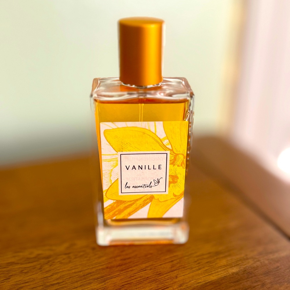 Pure Vanilla Perfume. Made In France. Gorgeous vanilla smell.